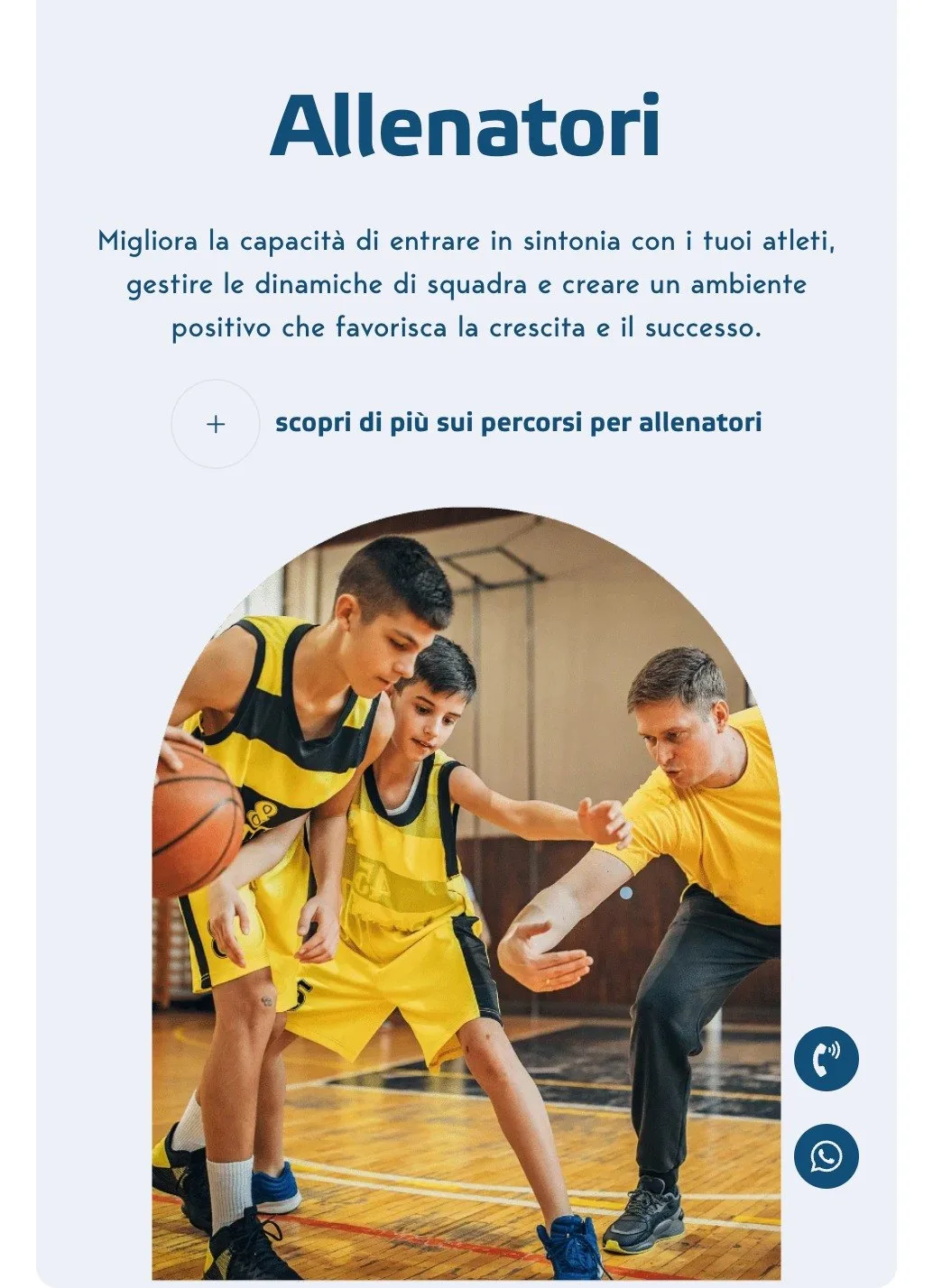 The coaches card on a phone, with the two floating buttons to call and to write on WhatsApp