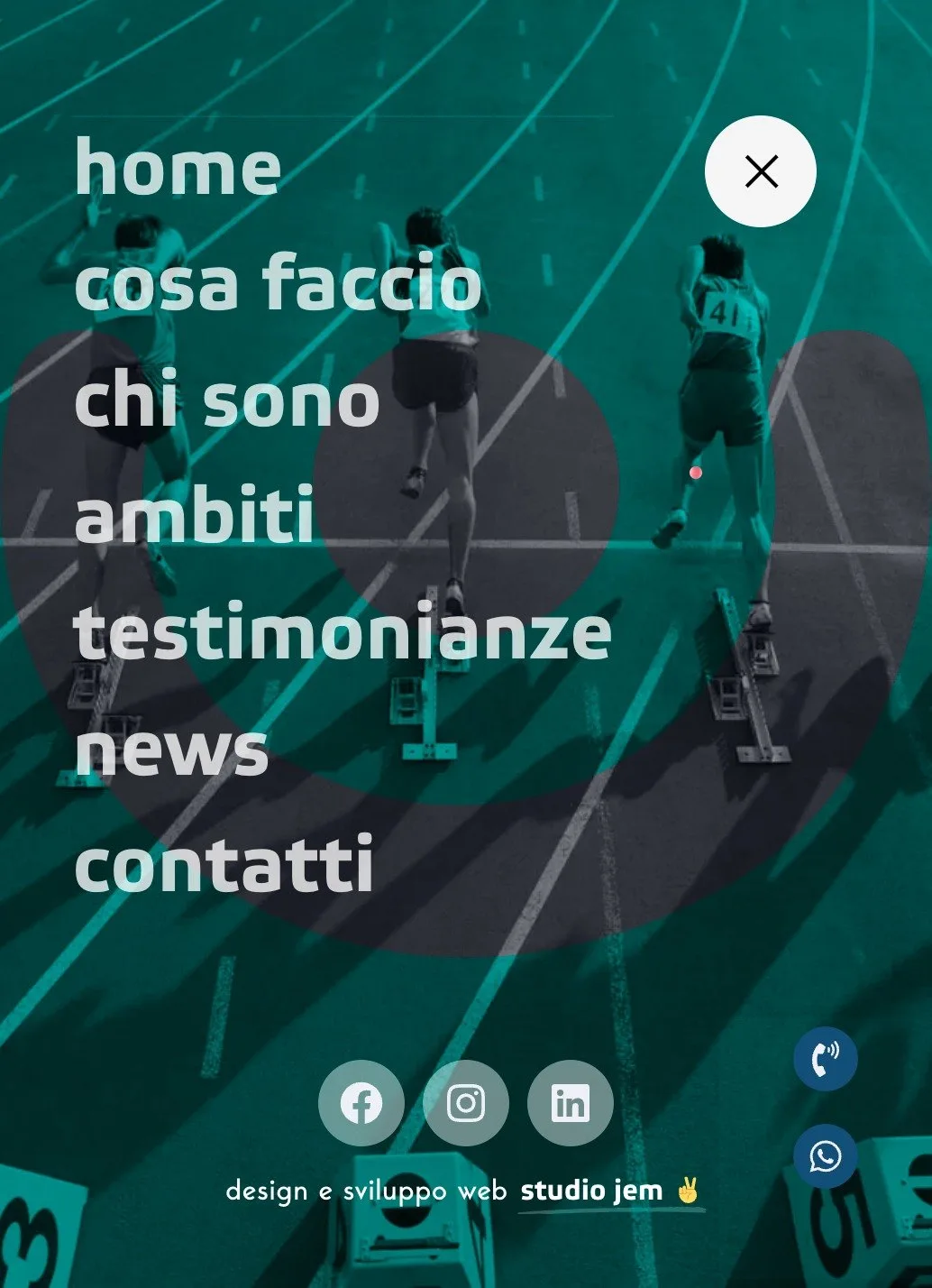 The menu open over the photograph of a running track, with the seven entries in white and the signature «design e sviluppo web studio jem»