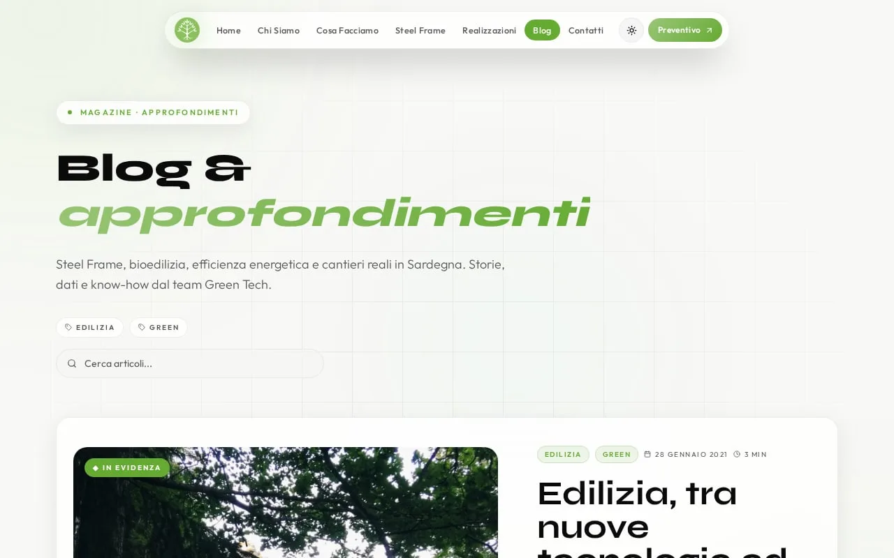 «Blog & approfondimenti» with the search bar, topic filters and the featured article on sustainable building