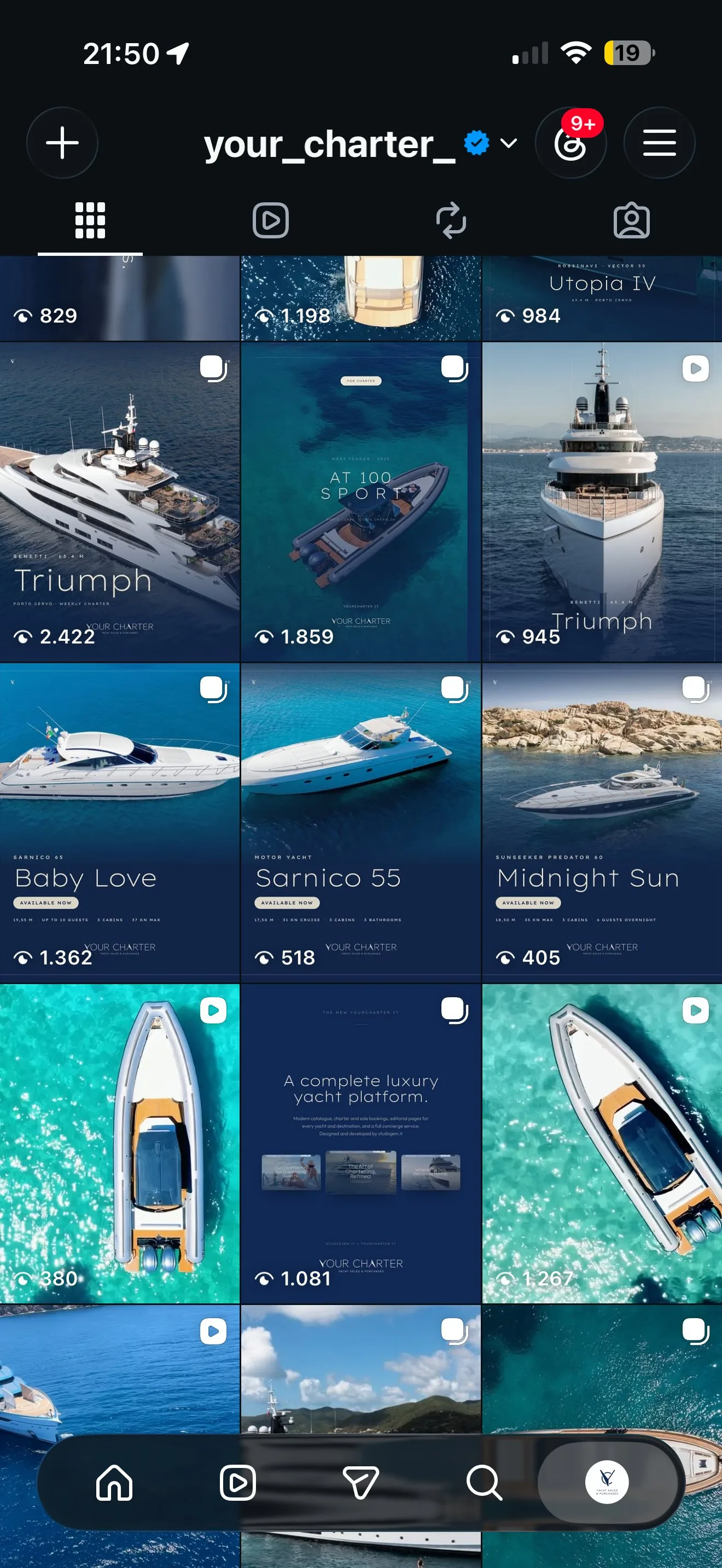 La griglia Instagram con le schede degli yacht — Utopia IV, Triumph, Baby Love, Sarnico 55, Midnight Sun — fra riprese aeree e tavole di piattaforma